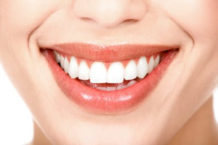 Những phương pháp trồng răng sứ thẩm mỹ hiện nay